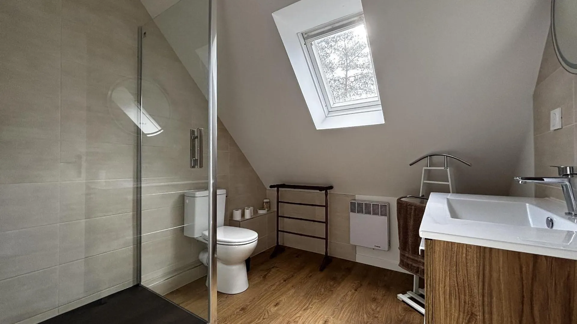 Maison Spacieuse Pres De La Foret Avec 3 Ch. Et Wifi - Nostang - Fr-1-397-84 0*,